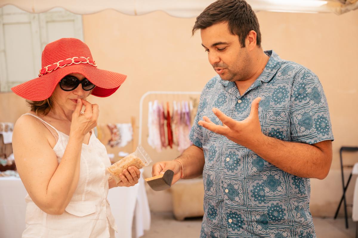 Les Marchés de Provence  Die provenzalischen Märkte  - Gites et maison de vacances